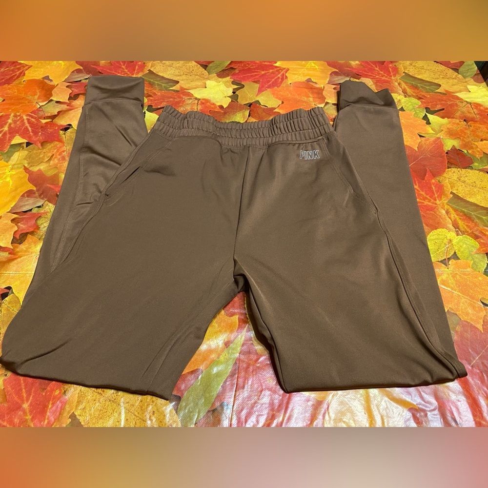 PINK Active, Brown Stretchy Active Wear Pants, Size XS. (J21)